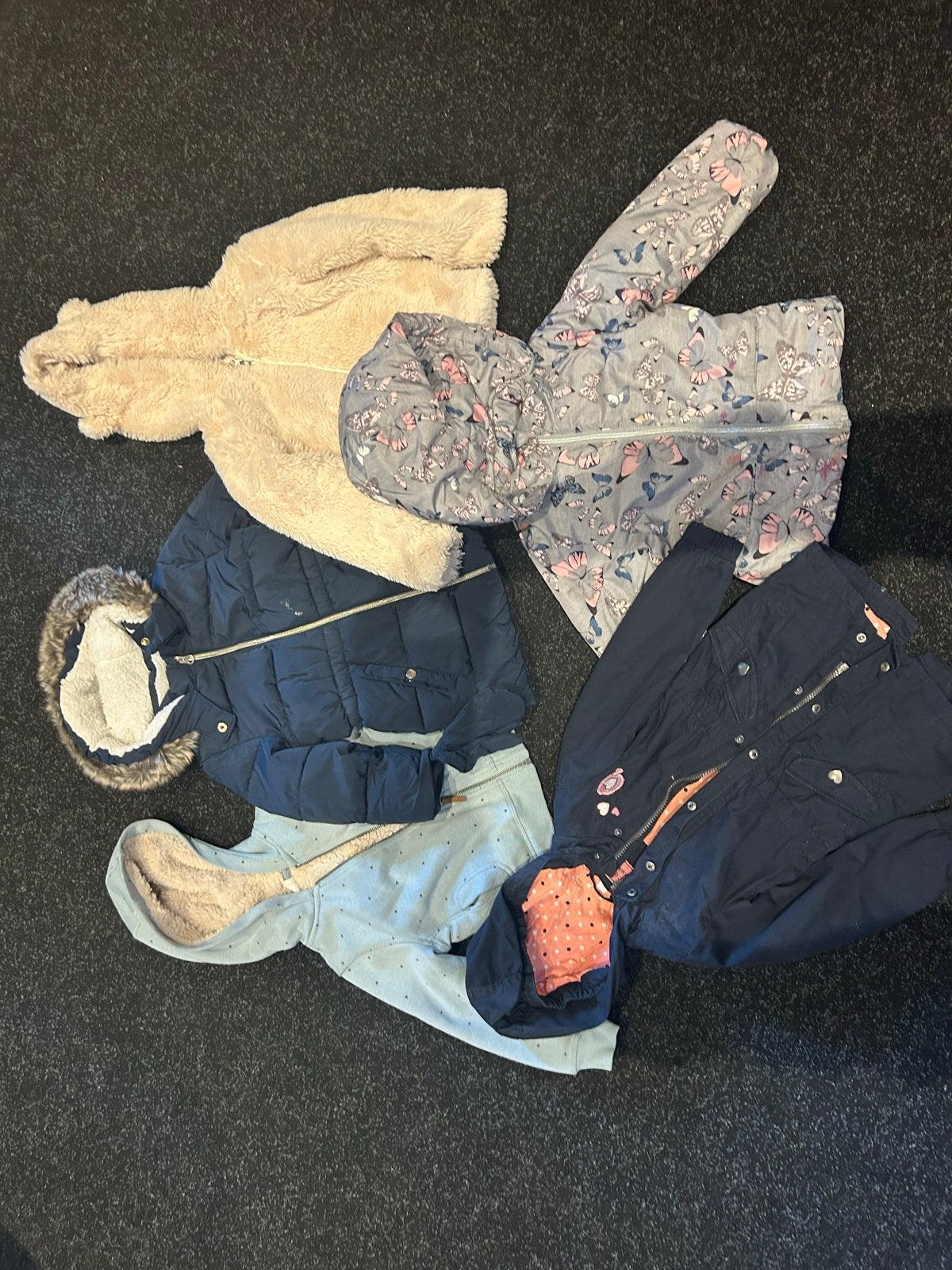 Groot kledingpakket maat 98 zomer- en winterkleding, Ophalen, Gebruikt, Meisje, Setje