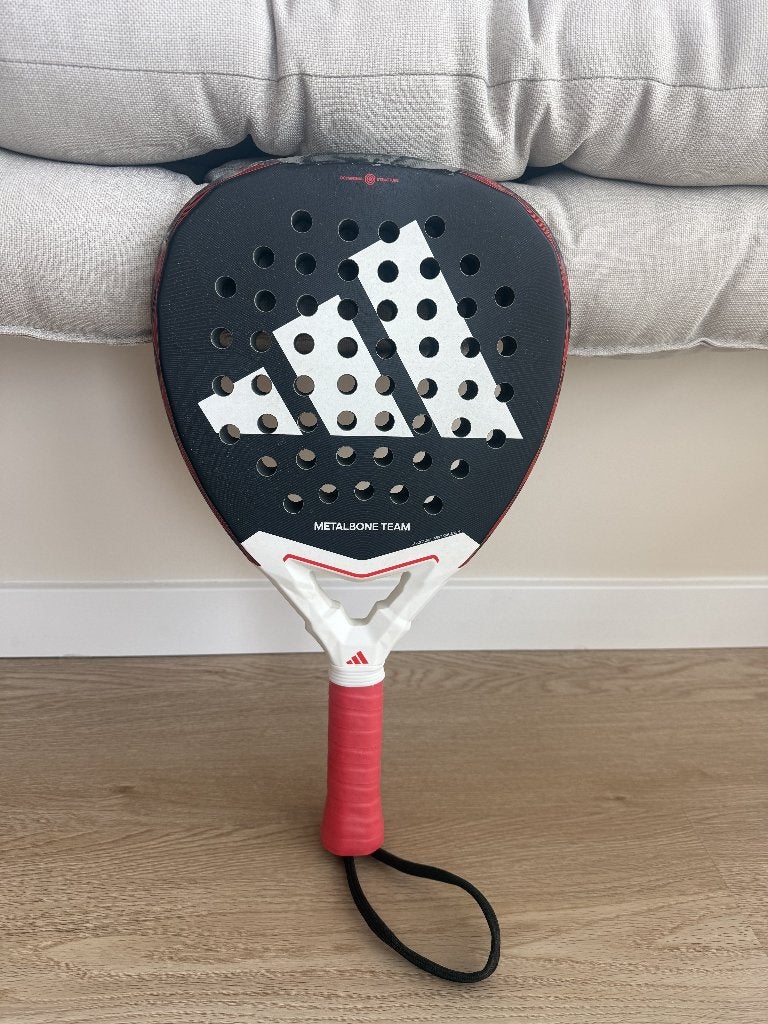 Adidas Metalbone Team 3.4 Padel Racket - Zwart/Wit/Rood, Ophalen of Verzenden, Gebruikt, Padelracket