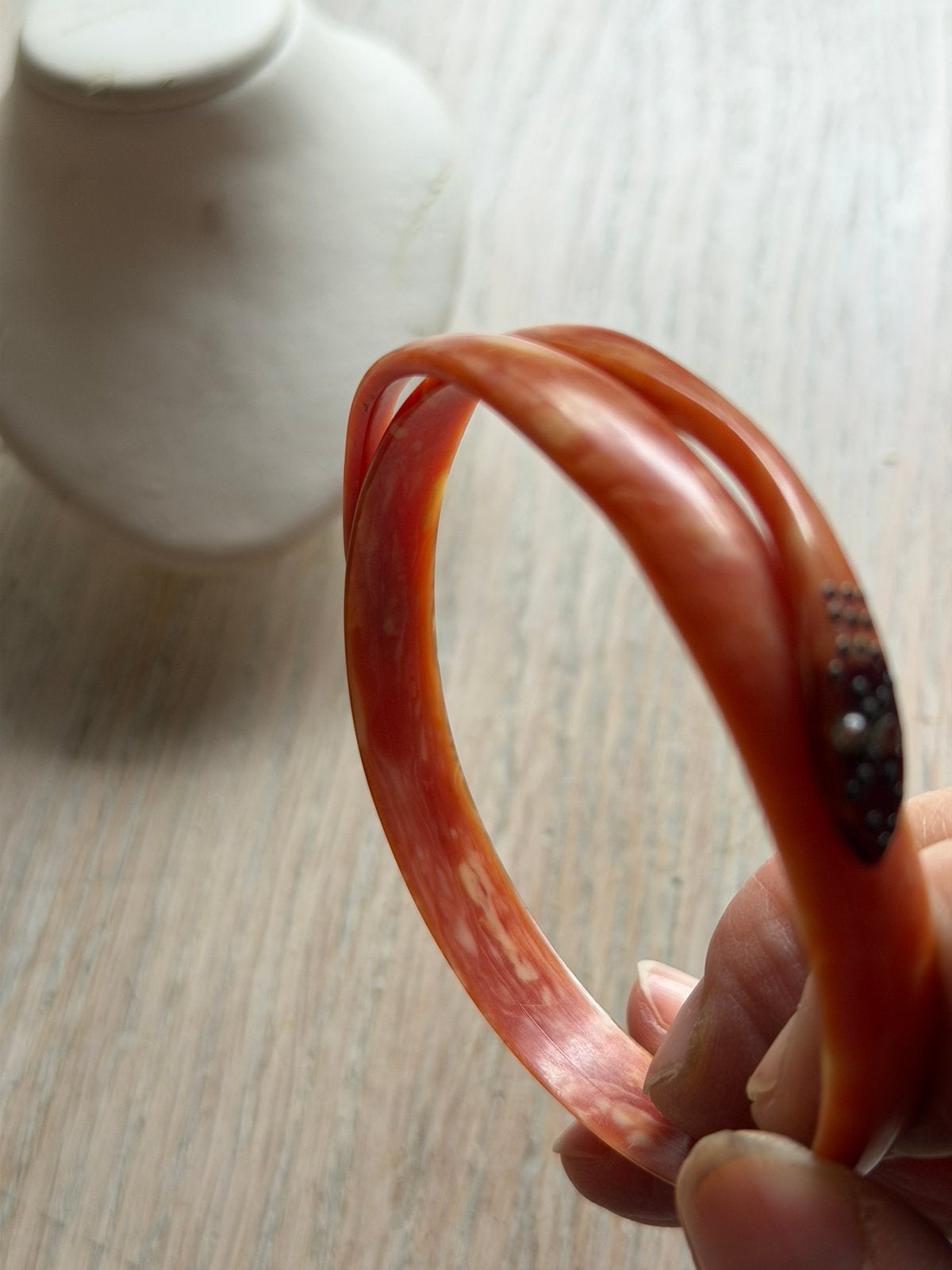 Oude kunststof armband van een slang, Verzenden, Zo goed als nieuw, Kunststof of Plastic