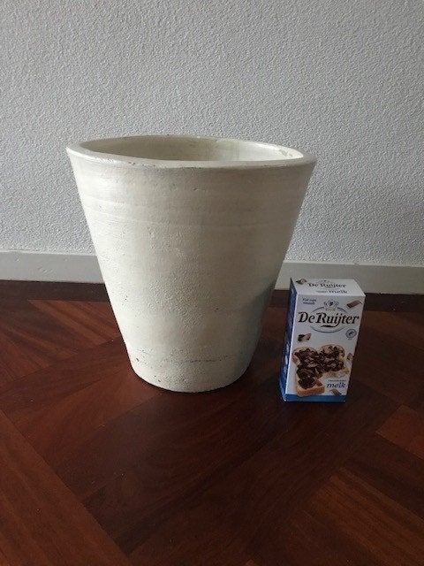Grote plantenpot 35 cm hoog. Prima staat, Rond, Ophalen of Verzenden, Zo goed als nieuw, Minder dan 40 cm