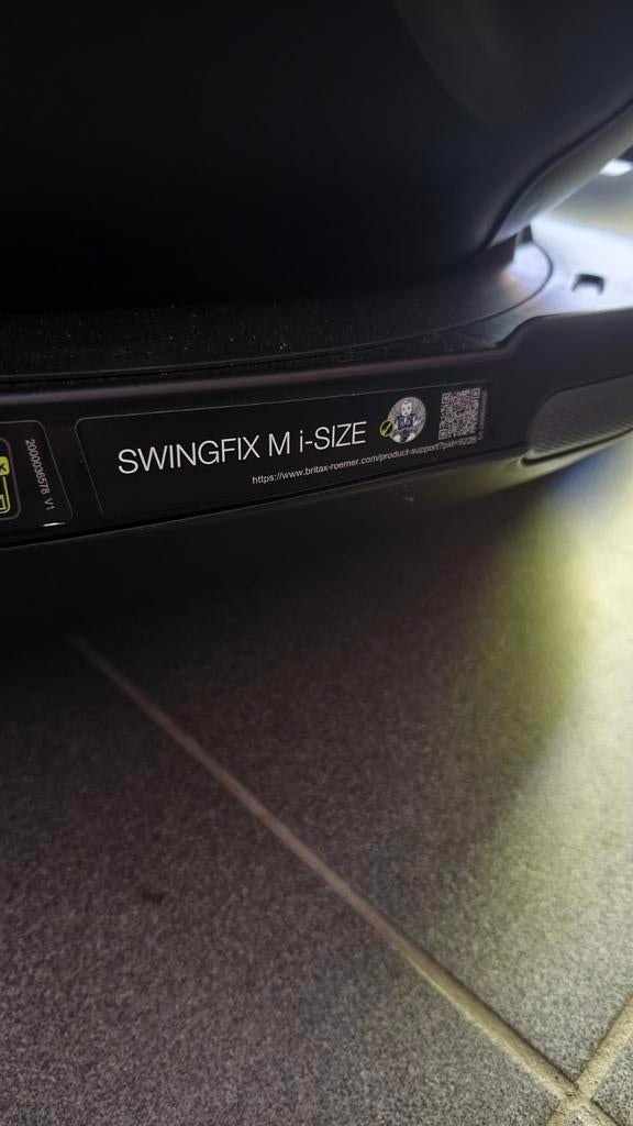 Britax Römer SWINGFIX M i-SIZE autostoel, Kinderen en Baby's, Autostoeltjes, Ophalen