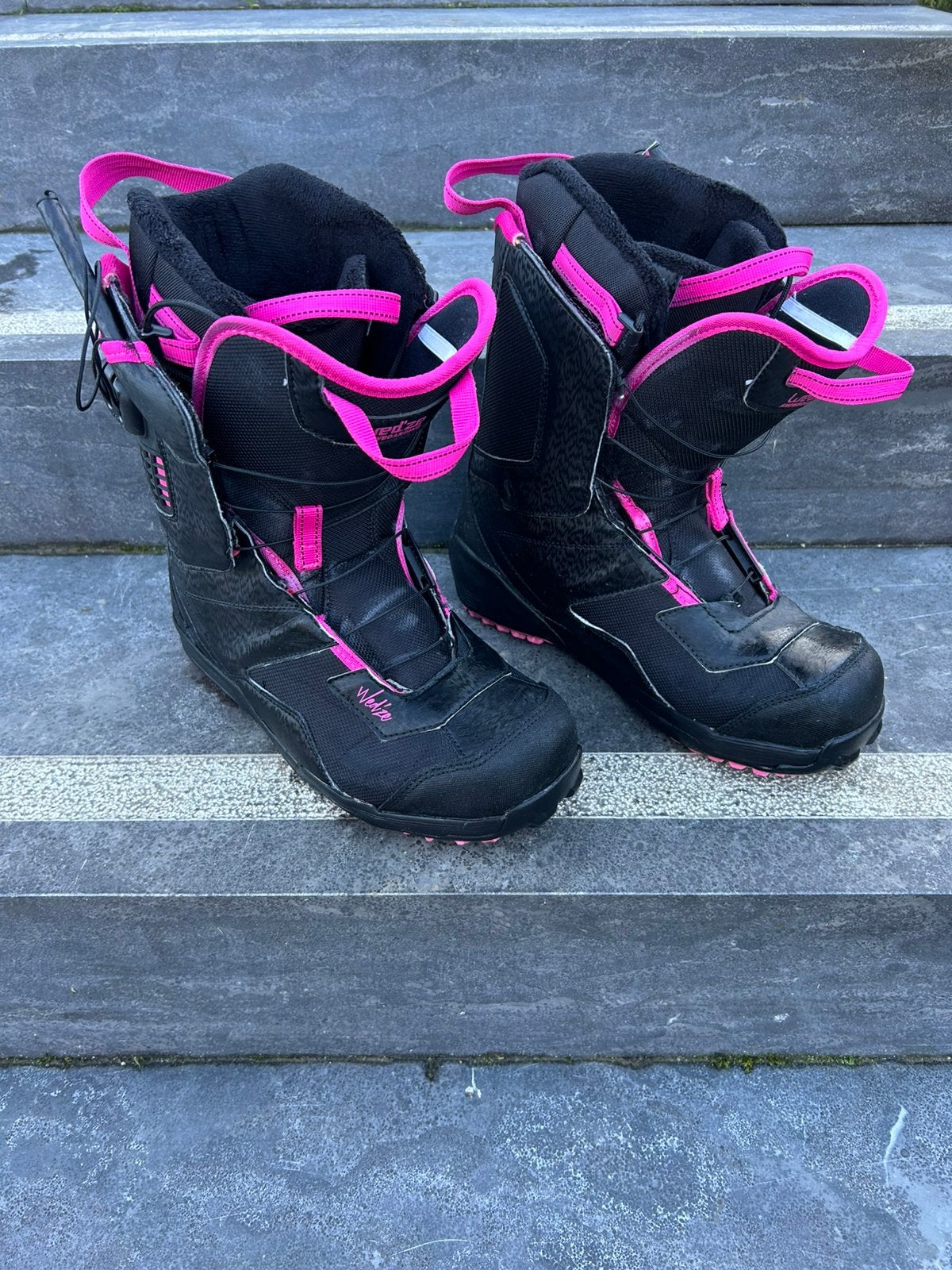 Snowboardschoenen dames Wedze maat 42, Sport en Fitness, Snowboarden, Ophalen of Verzenden, Zo goed als nieuw, Schoenen