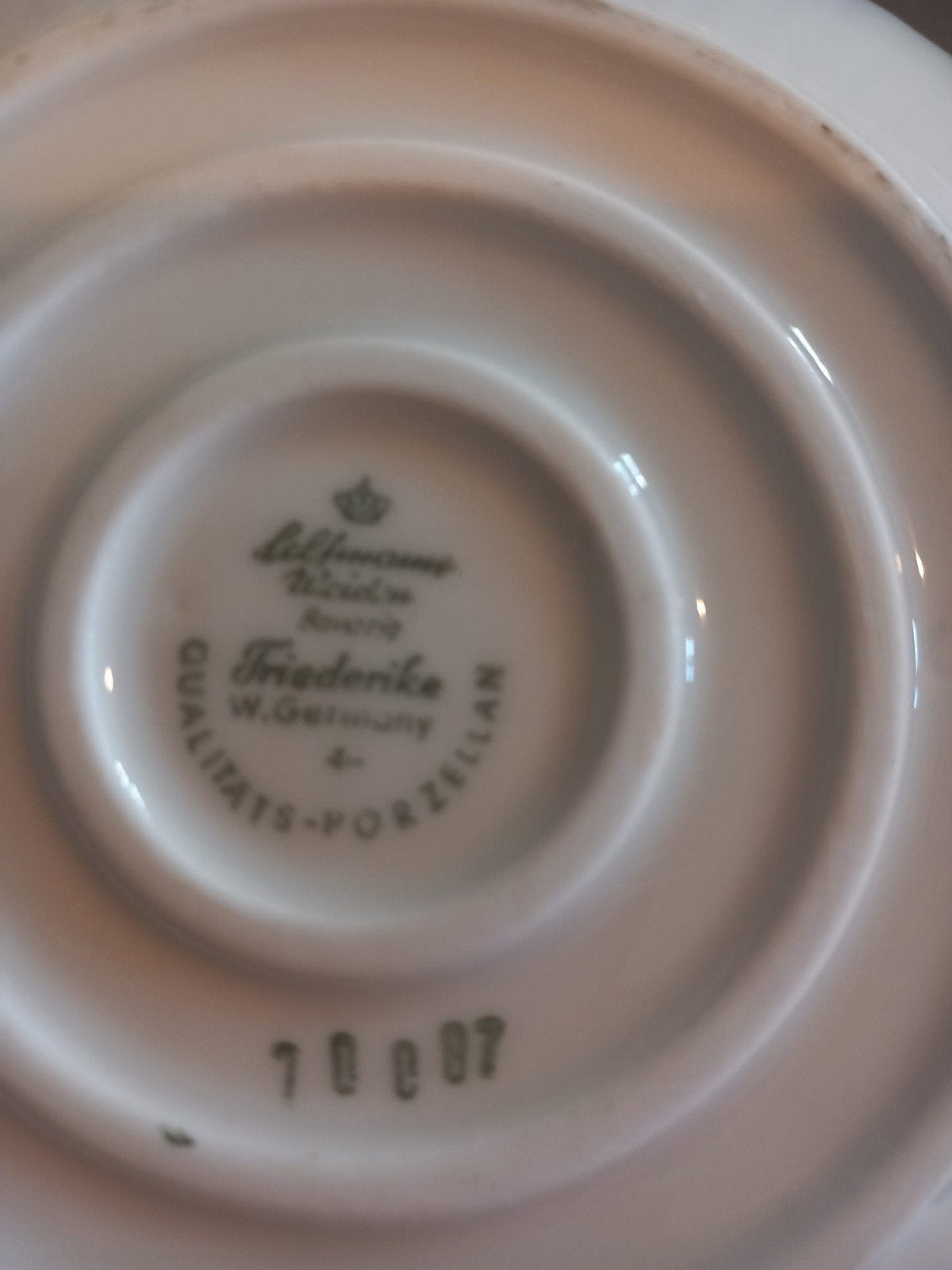 Retro service, Huis en Inrichting, Keuken | Servies, Ophalen of Verzenden, Overige stijlen, Bord(en)