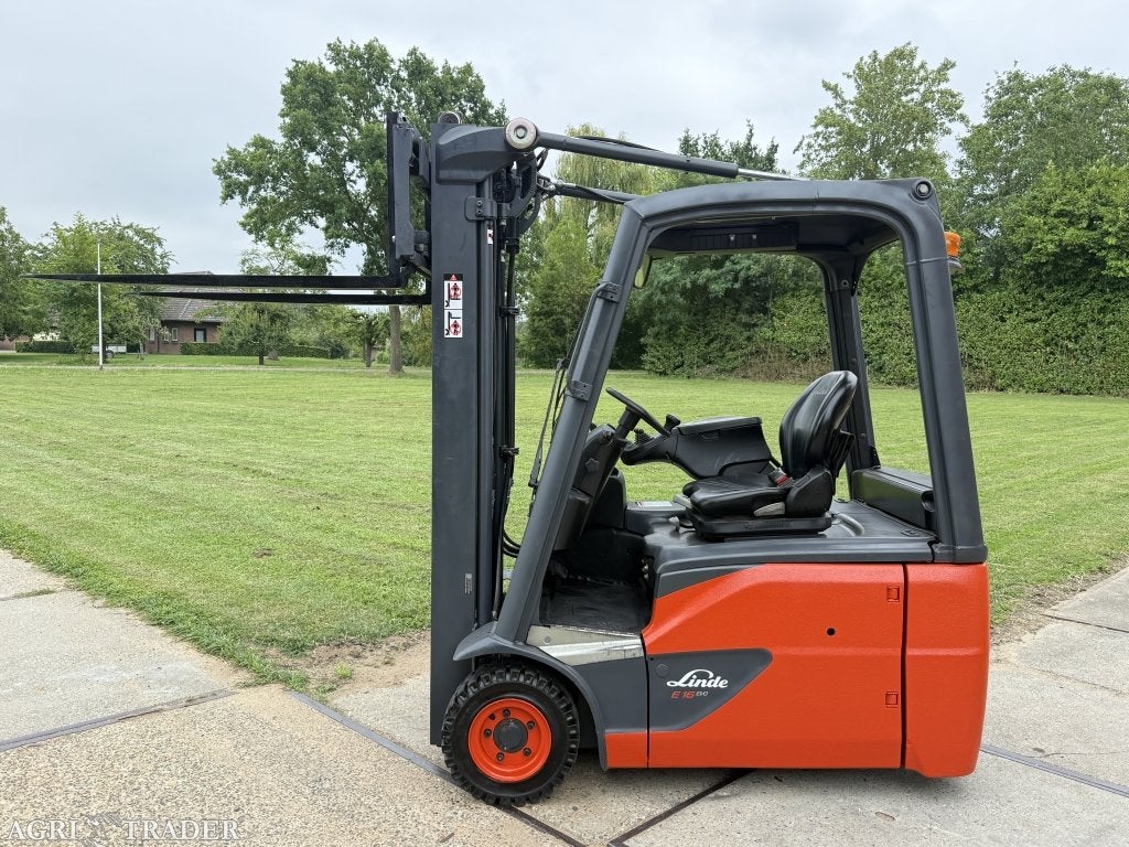 Linde E16 BJ2020 5300uur triplex 4.75M freelift Sideshift