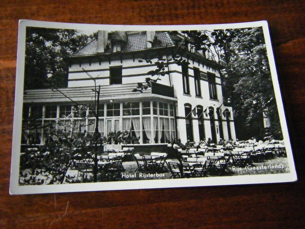 Q40 - Rijs - Hotel Rijsterbosch - Mooi/Oud, Ophalen of Verzenden, 1960 tot 1980, Friesland
