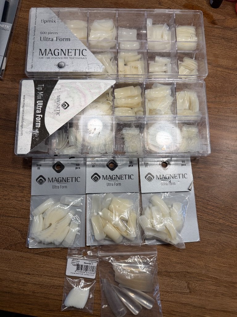 Magnetic nails tips/tipmix/showtips Urban nails/tipknipper, Ophalen of Verzenden, Zo goed als nieuw, Handen en Nagels