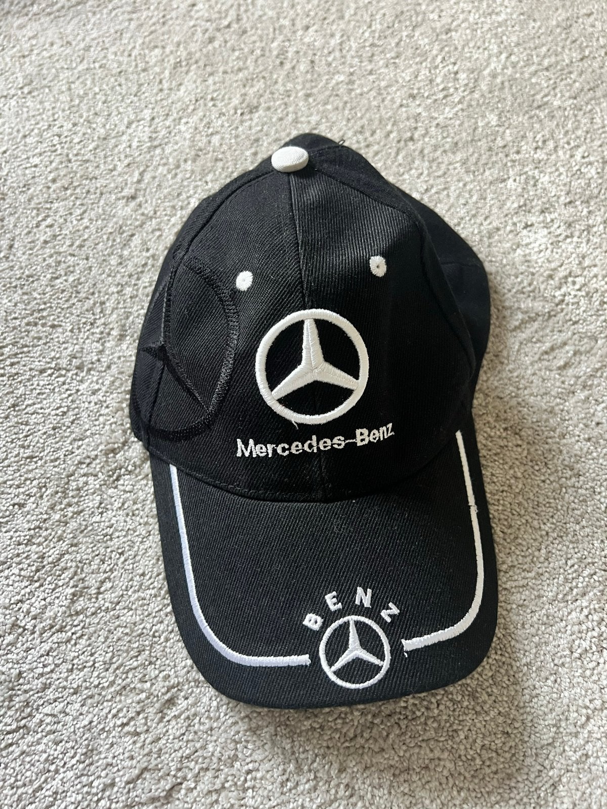 Mercedes-Benz Pet - Zwart met Wit Logo, Ophalen of Verzenden, Zo goed als nieuw, One size fits all, Pet