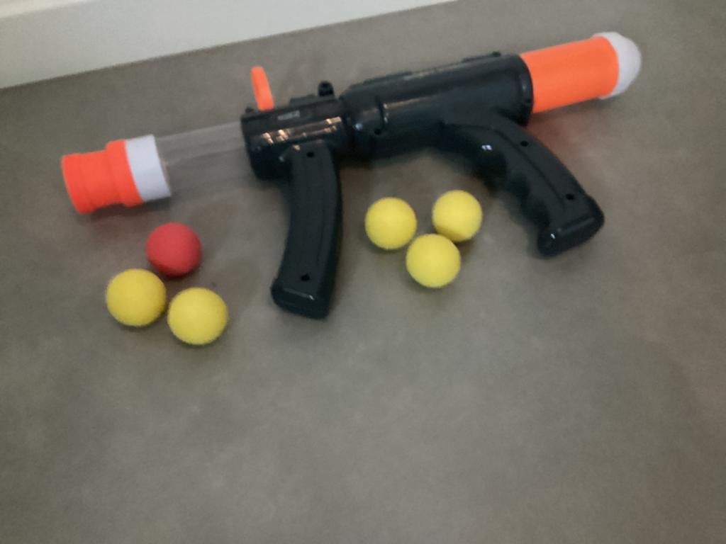 balletjes pistool, Ophalen, Zo goed als nieuw