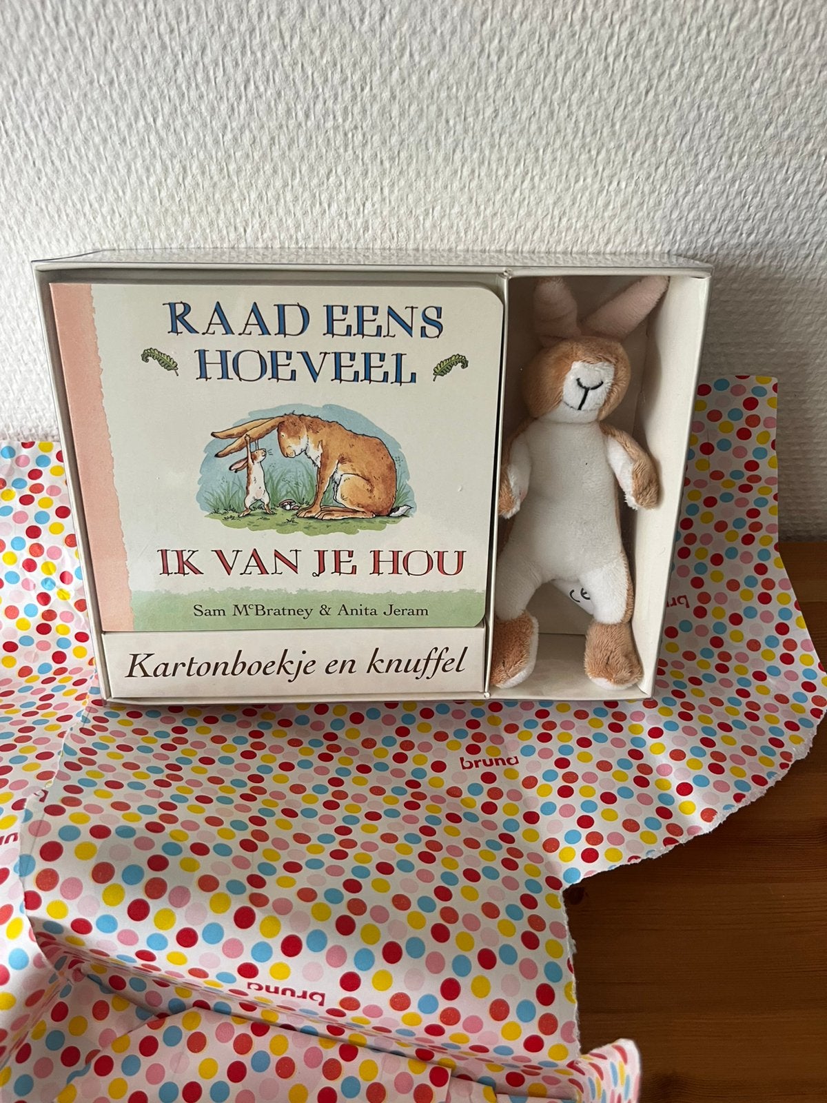 Karton boekje met knuffel. Raad eens hoeveel, Ophalen, Nieuw