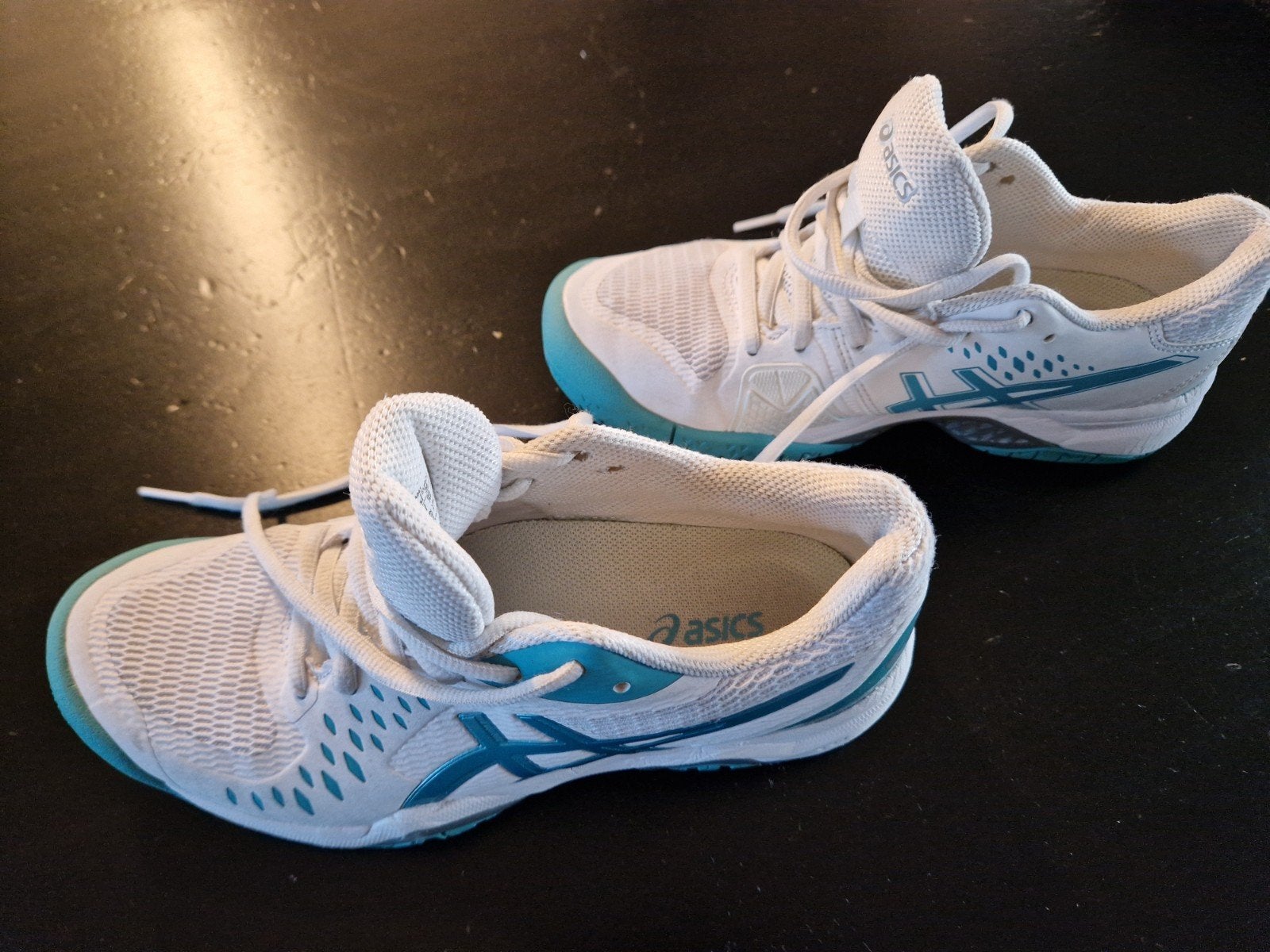 Asics sportschoenen - Maat 36 - Wit/Turquoise, Asics, Meisje, Sportschoenen, Ophalen of Verzenden