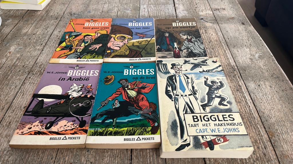 Zes Biggles boeken, Ophalen of Verzenden