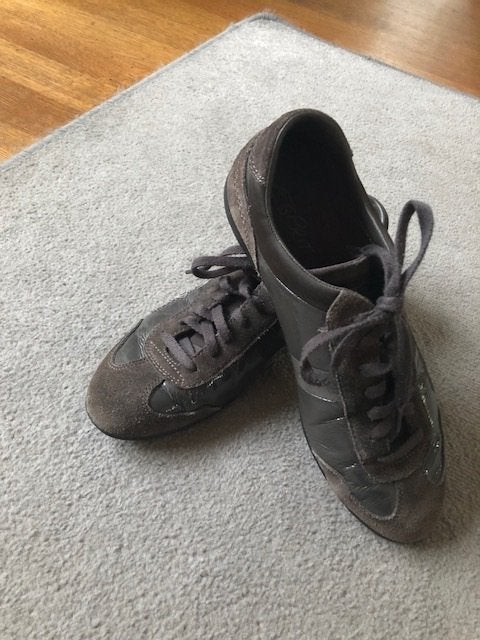 Esprit sneakers lak/suède maat 40, Ophalen of Verzenden, Grijs, Esprit, Sneakers of Gympen