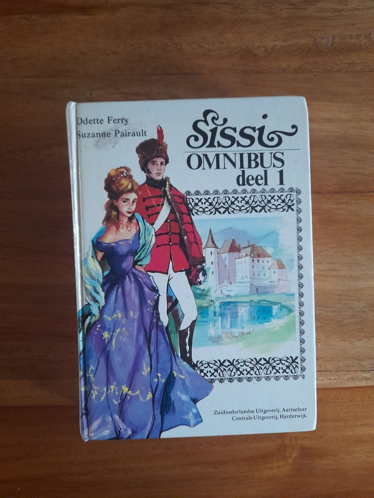 Sissi Omnibus deel 1 - Odette Ferry Suzanne Parault, Ophalen of Verzenden, Gelezen, Odette Ferry, Suzanne Parault, Nederland