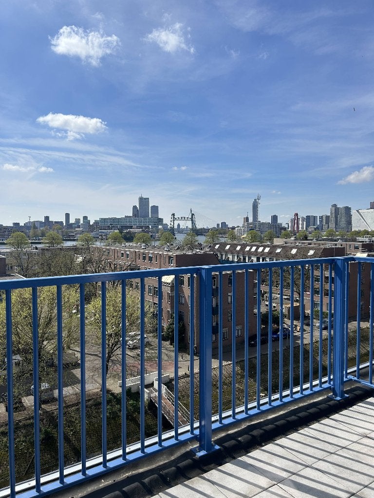 Room with beautiful terrace in Kralingen, Rotterdam, Minder dan 20 m², Rotterdam