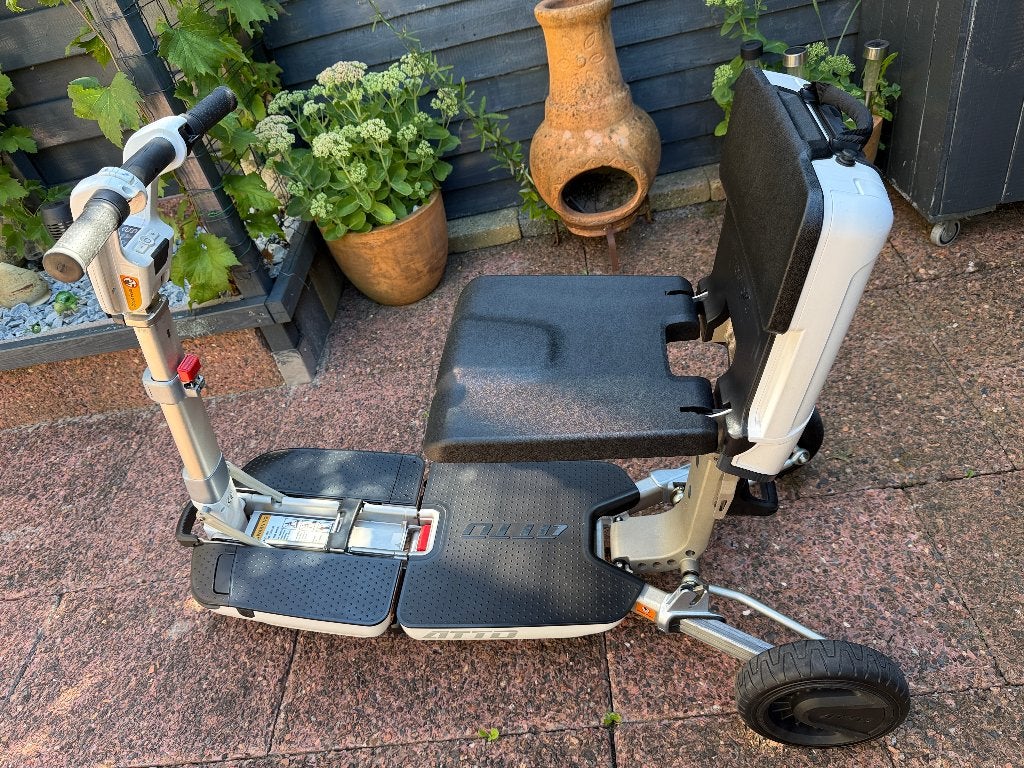 Scootmobiel Merk Atto, 10 km/u of minder, Gebruikt, 16 t/m 25 km, Ophalen