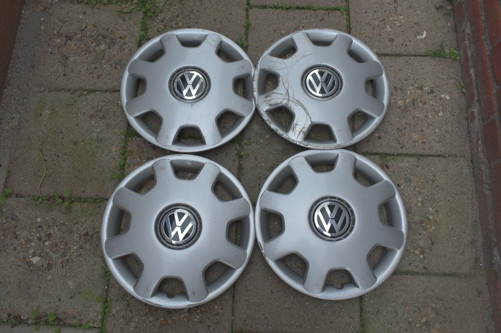 Set van 4 originele wieldoppen Volkswagen Up 14 inch, Auto diversen, Ophalen of Verzenden, Gebruikt