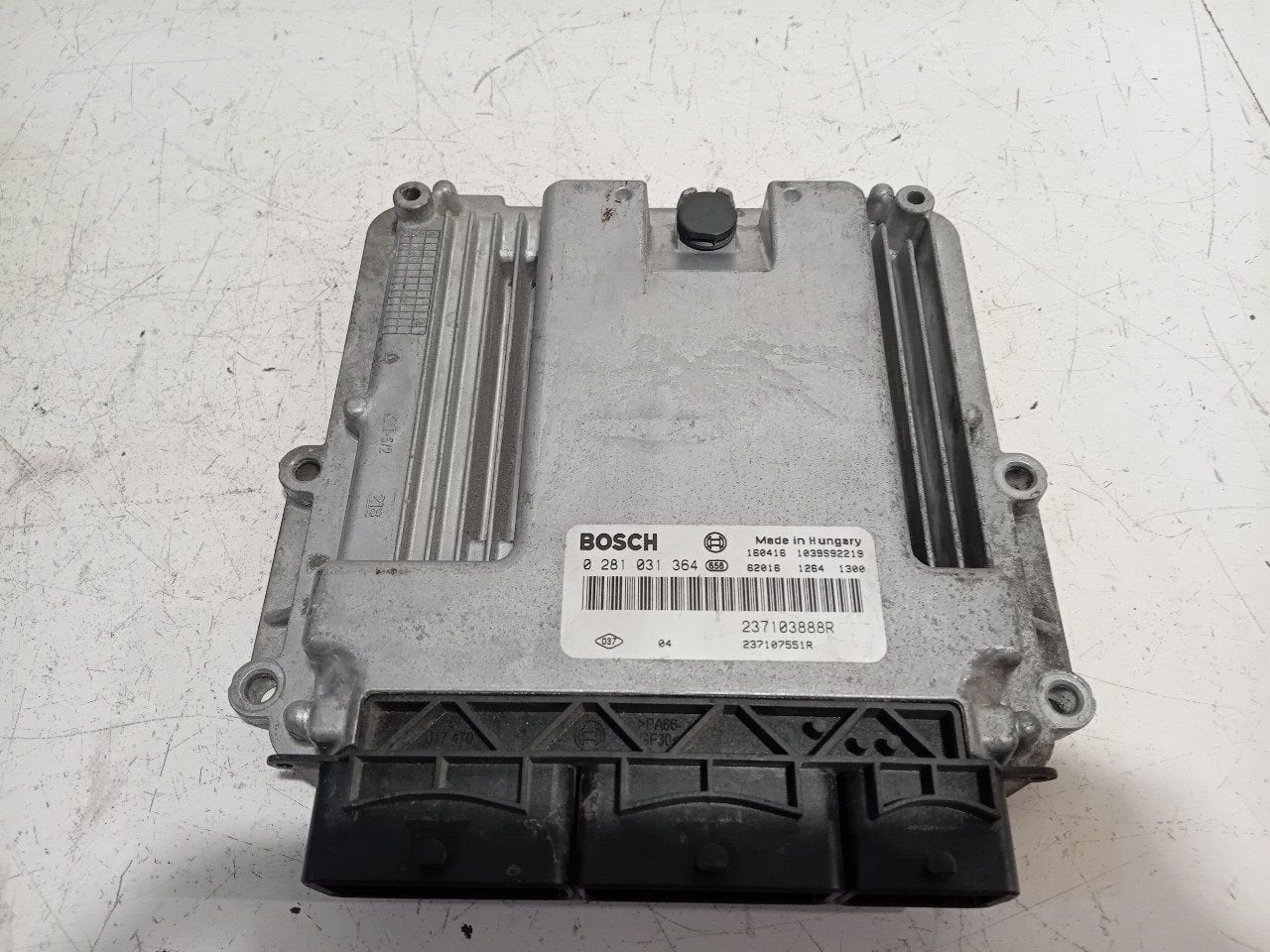 Computer motormanagement Opel Vivaro, Auto-onderdelen, Onderdelen@venauto.nl, Van der Ven Autorecycling B.V., Gebruikt, Ettenseweg 76, 4706 PB Roosendaal, The Netherlands