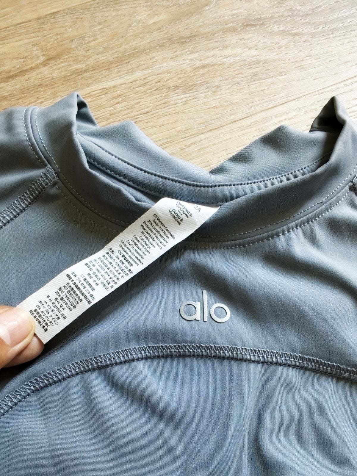 Alo Yoga T-shirt - Perfect voor Fitness & Hyrox maat M, Alo Yoga, Ophalen of Verzenden, Grijs, Fitness of Aerobics