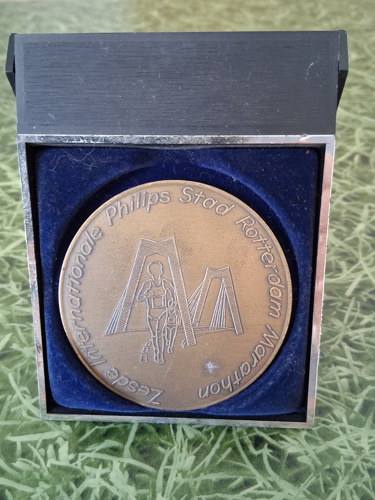 Medaille 6e Internationale Stad Rotterdam Marathon 1986, Overige merken, Overige typen, Ophalen of Verzenden, Zo goed als nieuw