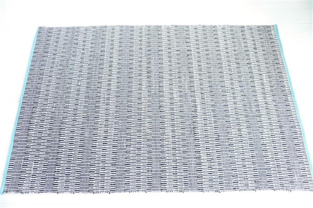 Vloerkleed zwart-wit, 100 tot 150 cm, Ophalen of Verzenden, Zo goed als nieuw, Blauw