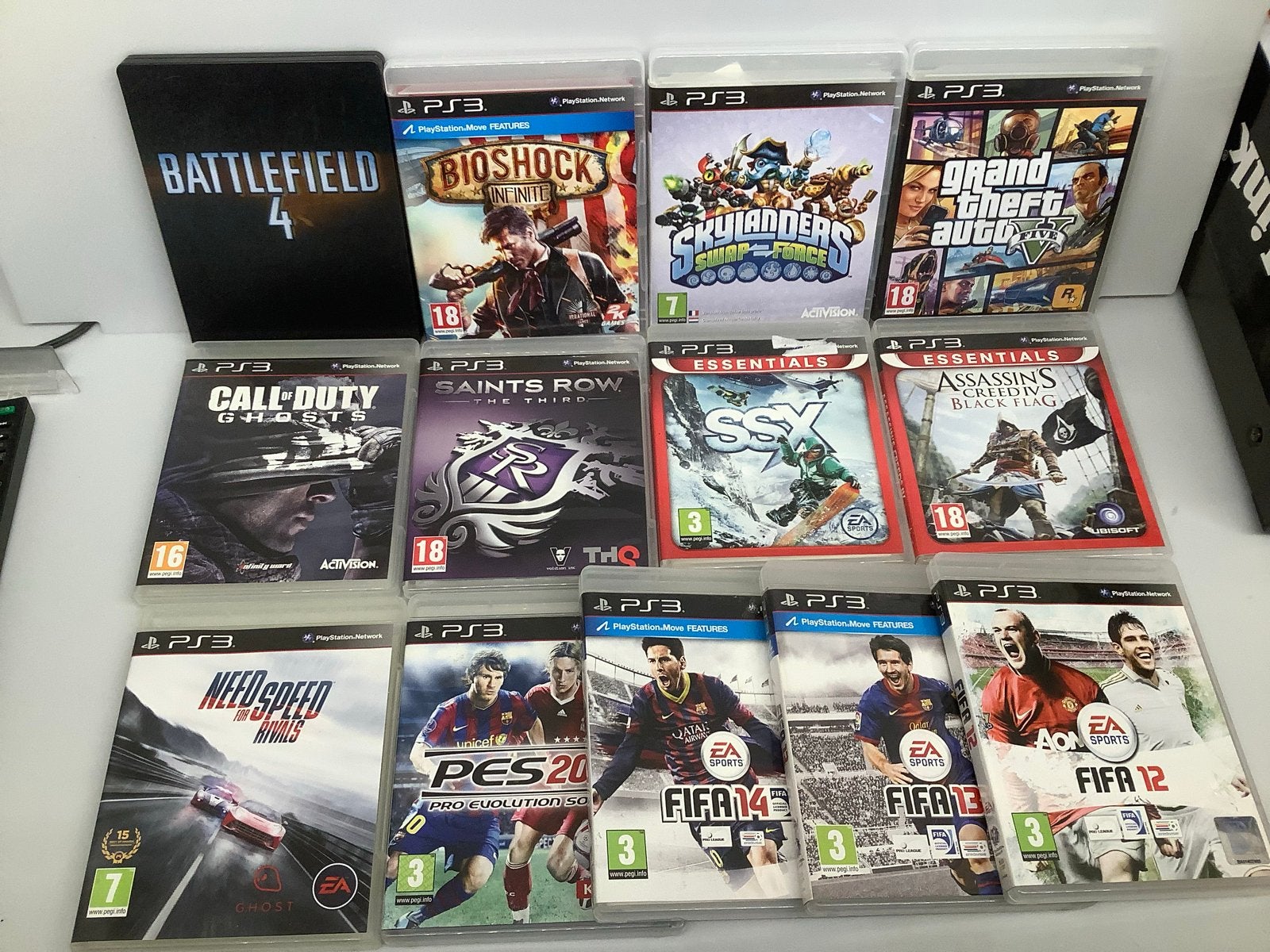 PS3 Games Bundel - Diverse spellen met opbergbox., Online, Gebruikt, Vanaf 18 jaar, Overige genres