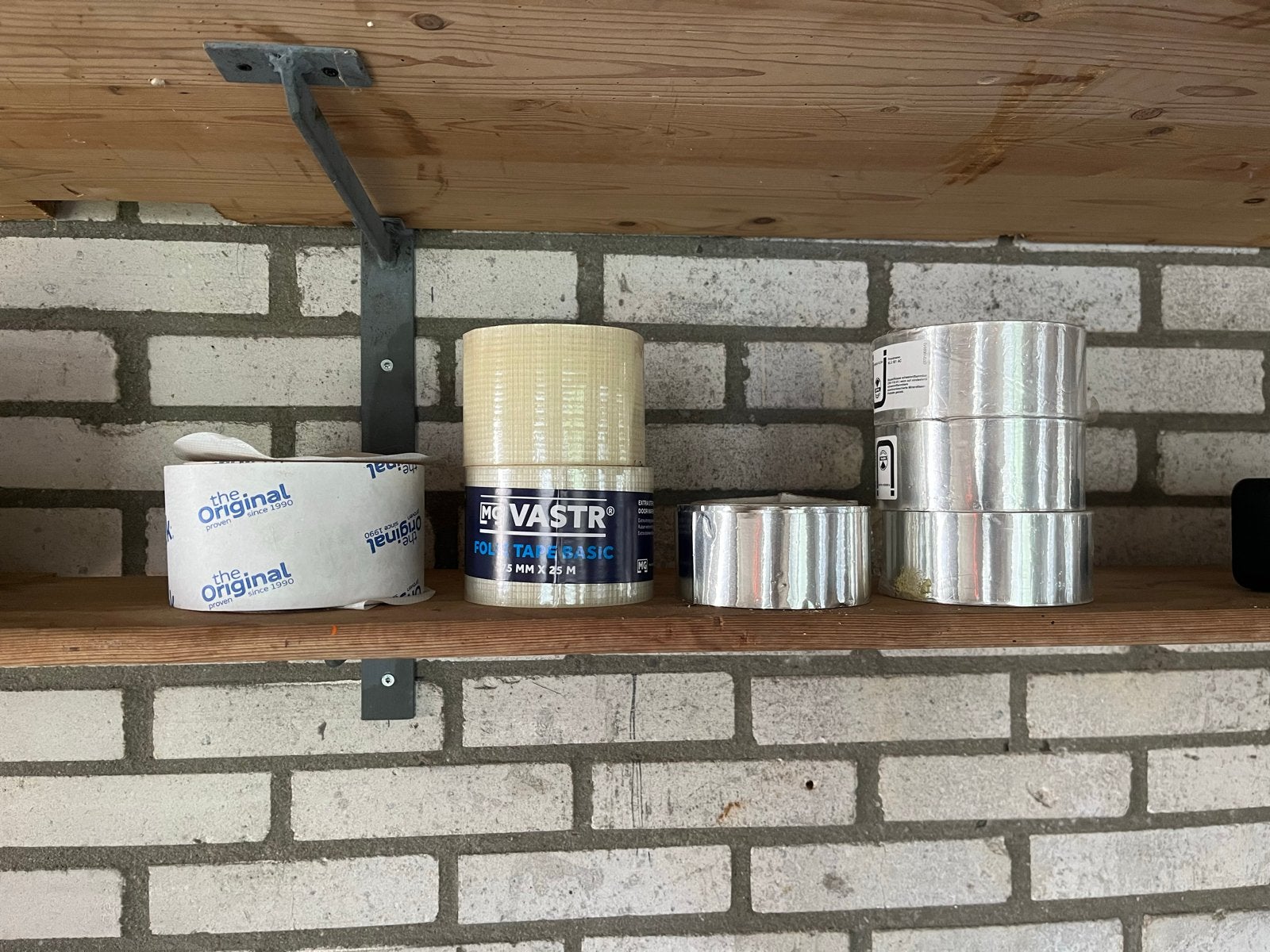 Aluminium tape, Vast R tape en Tyvek Tape voor dakfolie, Ophalen, Zo goed als nieuw