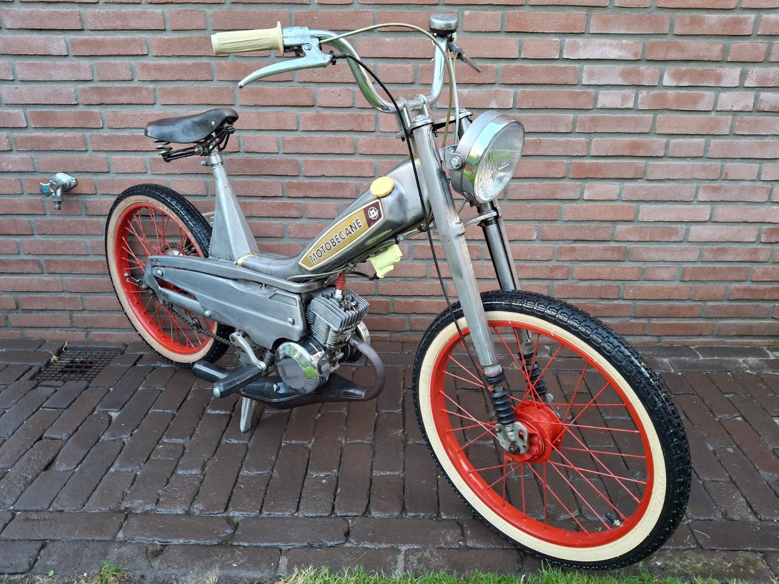 Motobecane Mobylette Custom 1971 met kenteken, Fietsen en Brommers, Maximaal 45 km/u, 72 cc, Ophalen, Overige merken