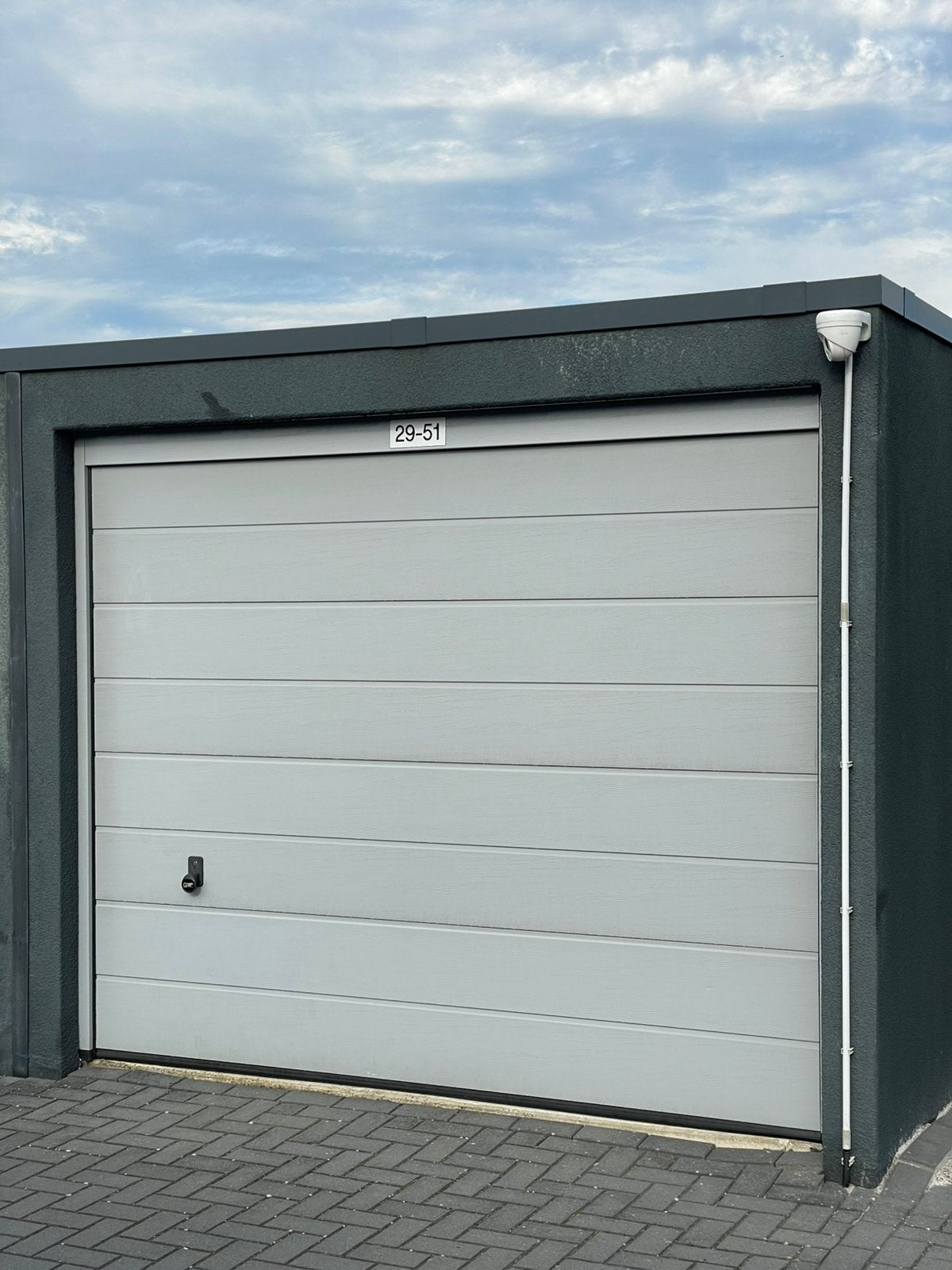 Bedrijfsruimte Garagebox Stalling 18m2 te huur Groningen, Huizen en Kamers, Groningen