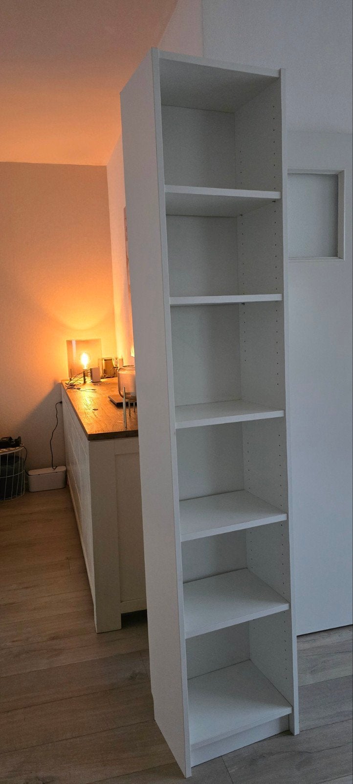 IKEA Boekenkast - Witte Smalle Kast met Planken, Ophalen, Met plank(en), Minder dan 50 cm, Gebruikt