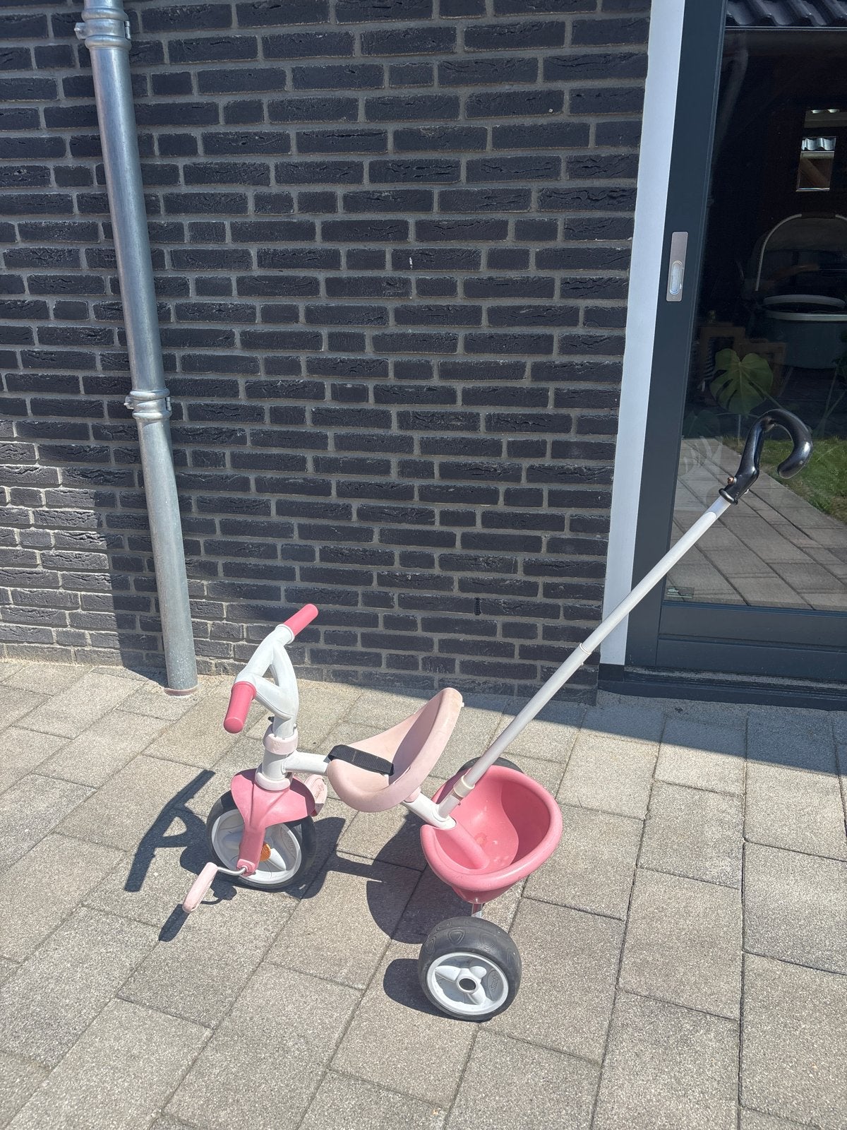 Smoby driewieler met duwstang - Roze, Fietsen en Brommers, Ophalen, Gebruikt, Duwstang
