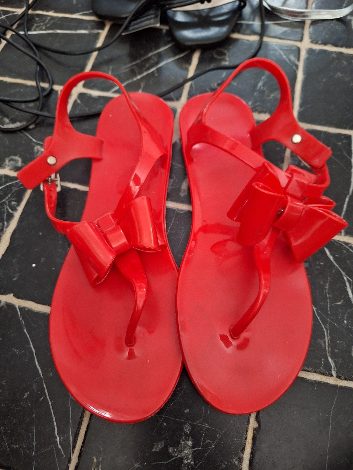 Rode sandalen met strik -maat 38, Ophalen of Verzenden