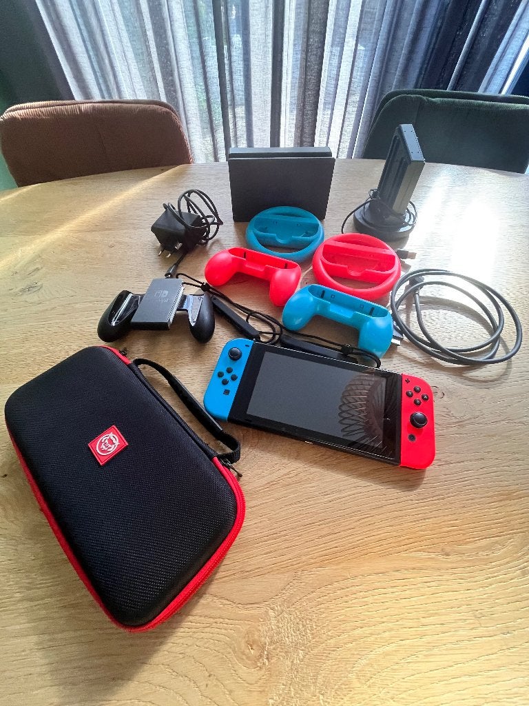 Nintendo switch (goede conditie), Spelcomputers en Games, Ophalen, Gebruikt, Met harde schijf, Switch Original