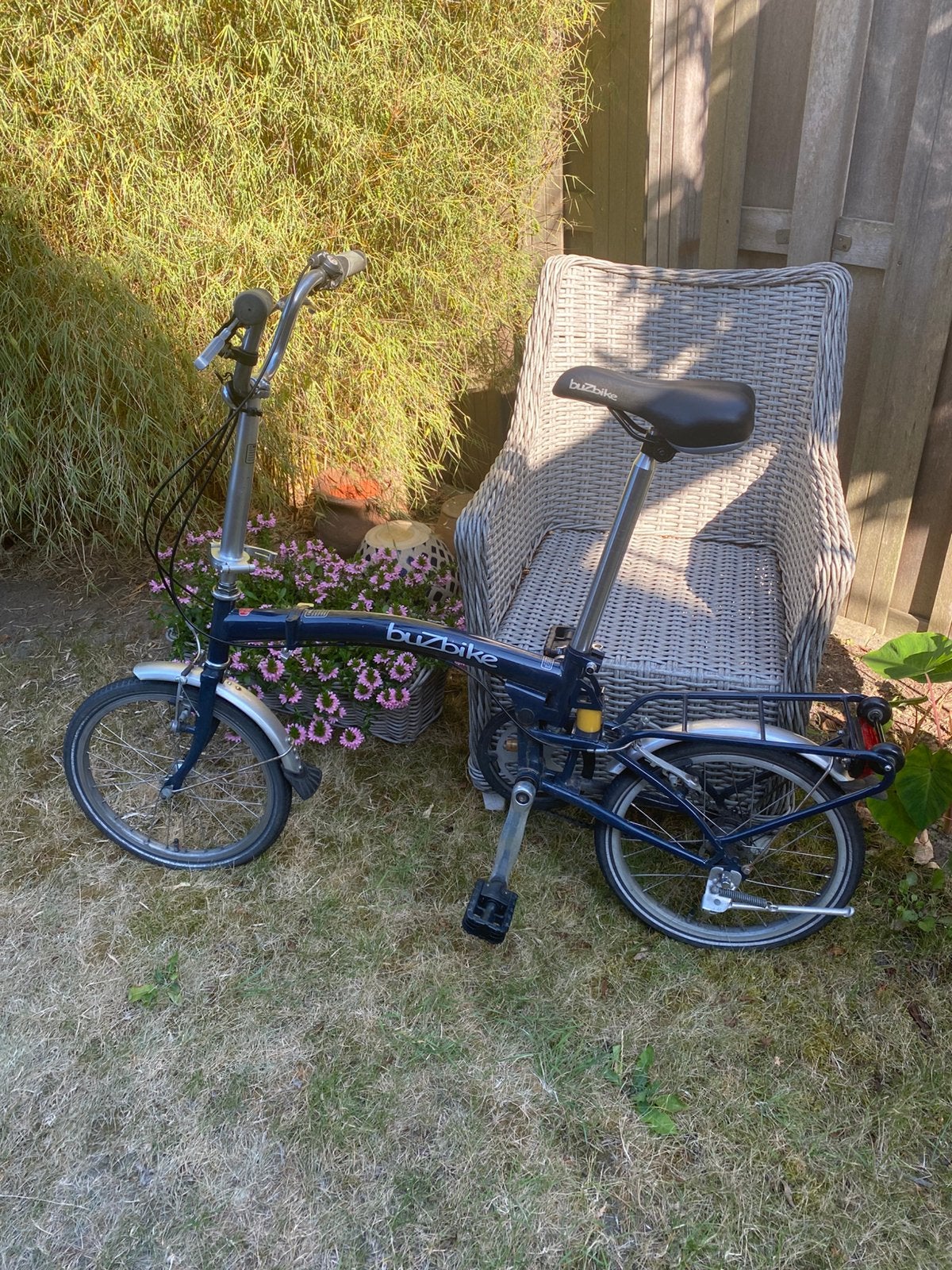 Buzbike volledig opvouwbaar : 3 versnellingen. Ophalen, Fietsen en Brommers, Gebruikt, Velgrem, Versnellingen, Totaal opvouwbaar