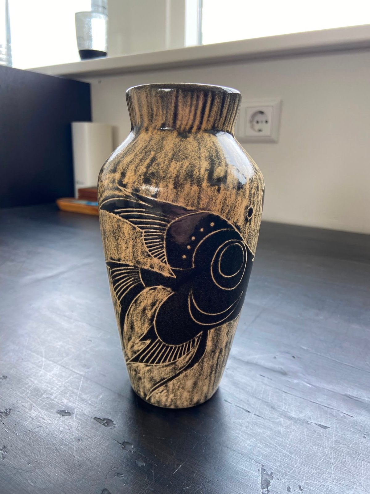 Prachtige Vintage De Gats Valkenburg Vaas Sgraffito 18cm, Antiek en Kunst, Ophalen of Verzenden