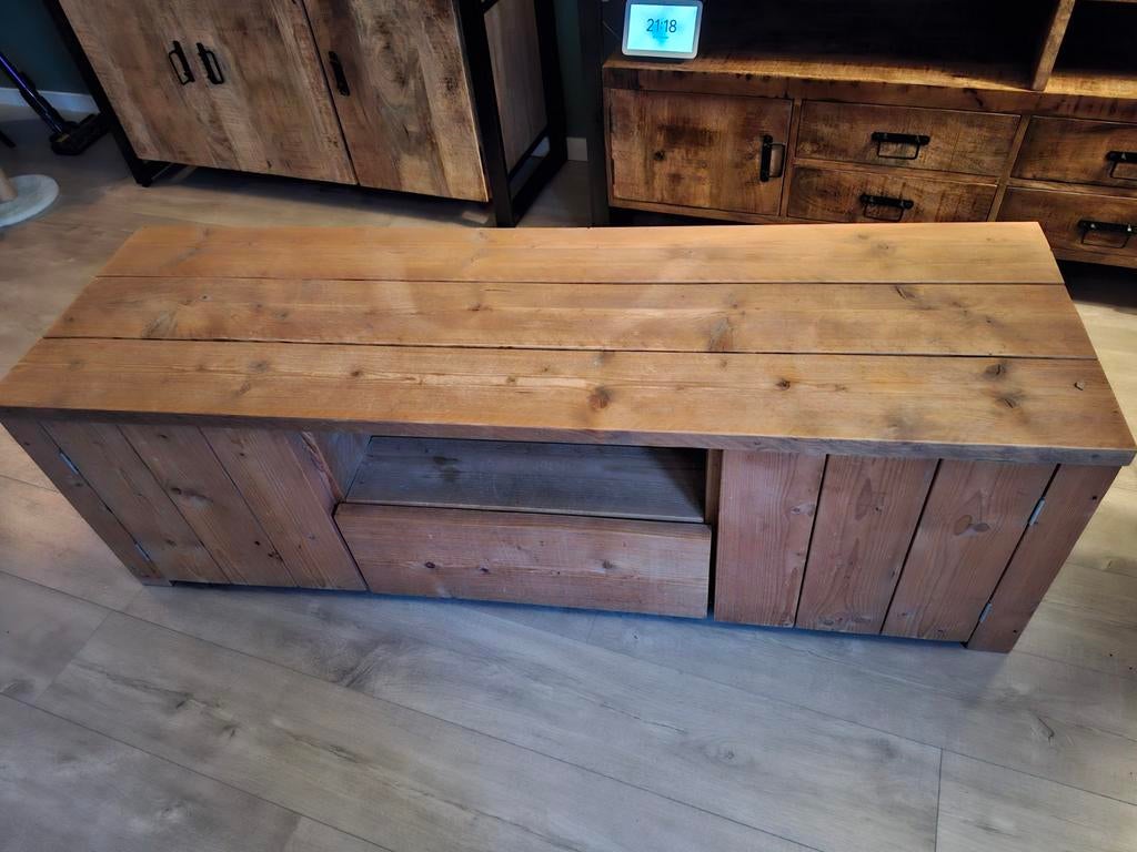 Mooi dressoir/televisiemeubel van hout, Gebruikt, 100 tot 150 cm, Ophalen of Verzenden, Landelijk