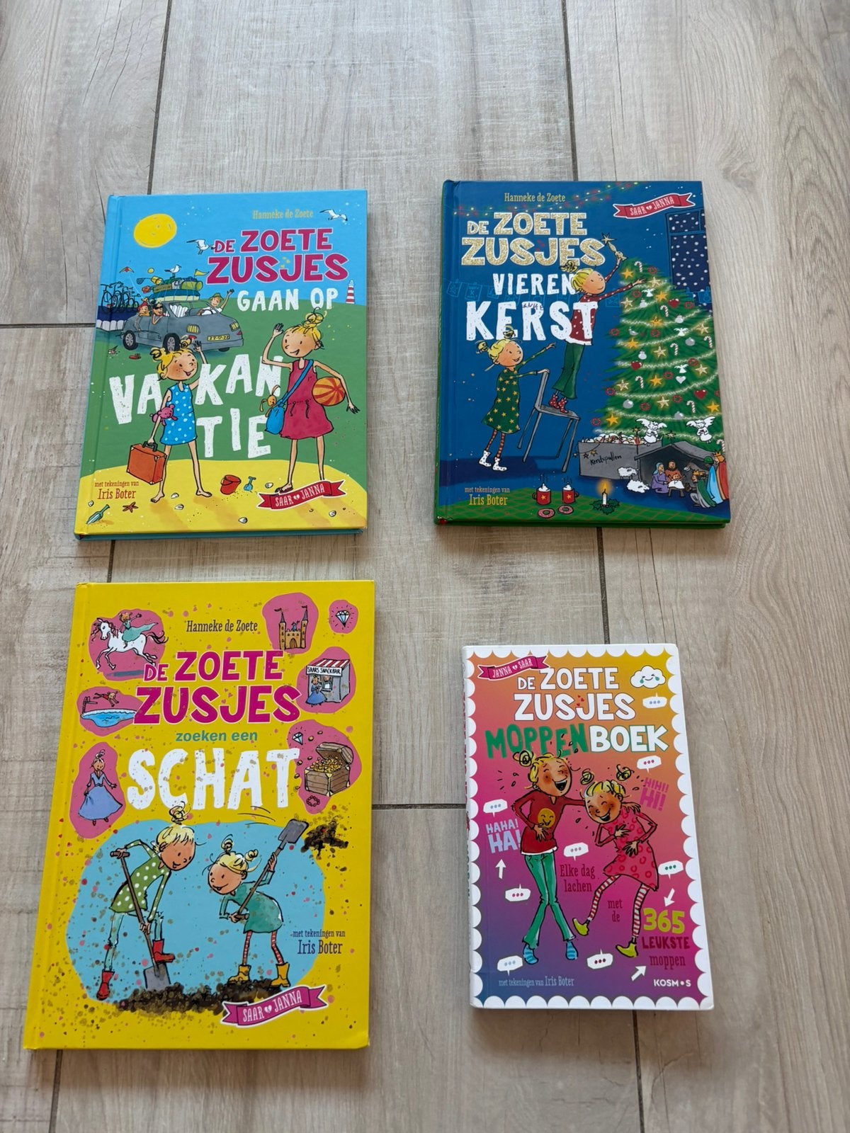 4x zoete zusjes, Ophalen of Verzenden, Gelezen, Moppen
