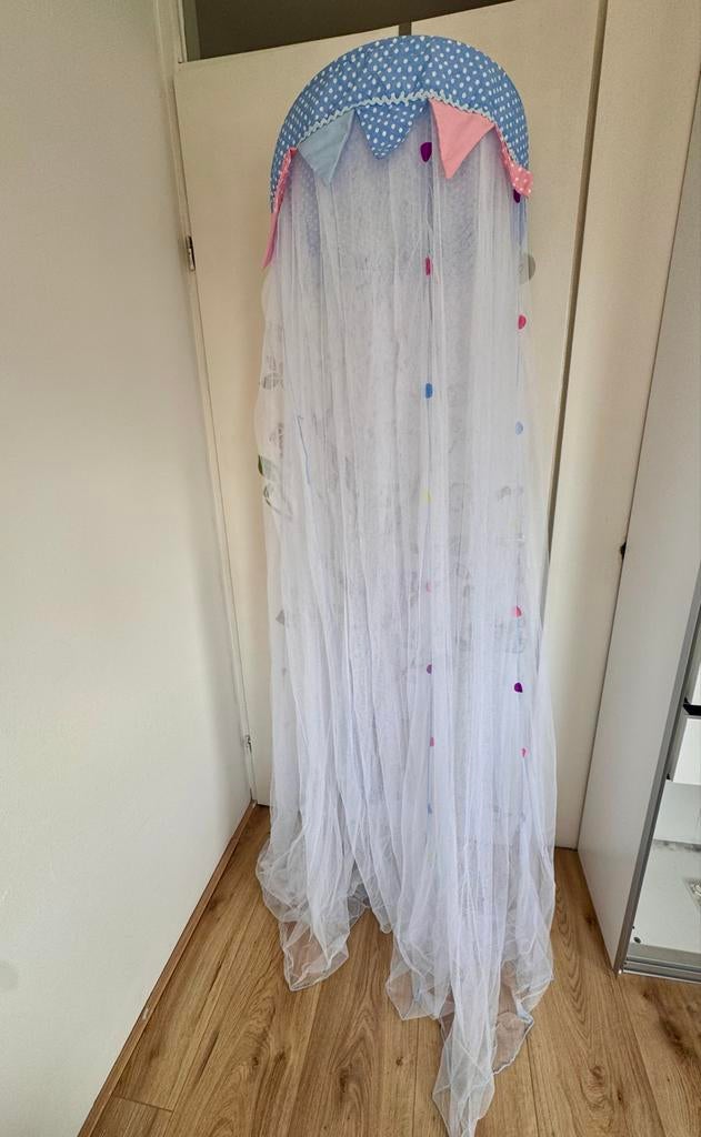 Leuke klamboe voor kinderbedje of speelhoek, Ophalen of Verzenden, Gebruikt, Klamboe