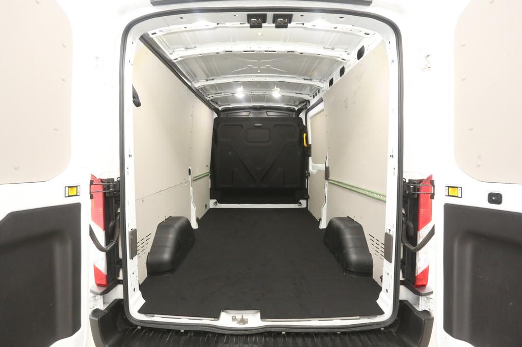 Ford Transit 2.0 TDCI L3H2 170PK Trail | Airco | Adap. Cruis, Auto's, Bestelauto's, Euro 6, 4 cilinders, 2500 kg, Wit