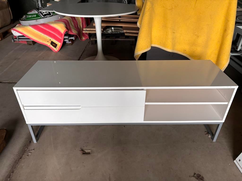 Televisie meubel  wit hoogglans met grijs onderstel, Ophalen, Overige materialen, Gebruikt, 100 tot 150 cm