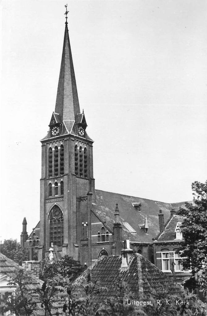 388-468-045 Uitgeest RK Kerk, Verzamelen, Ansichtkaarten | Nederland, Verzenden, Voor 1920, Noord-Holland