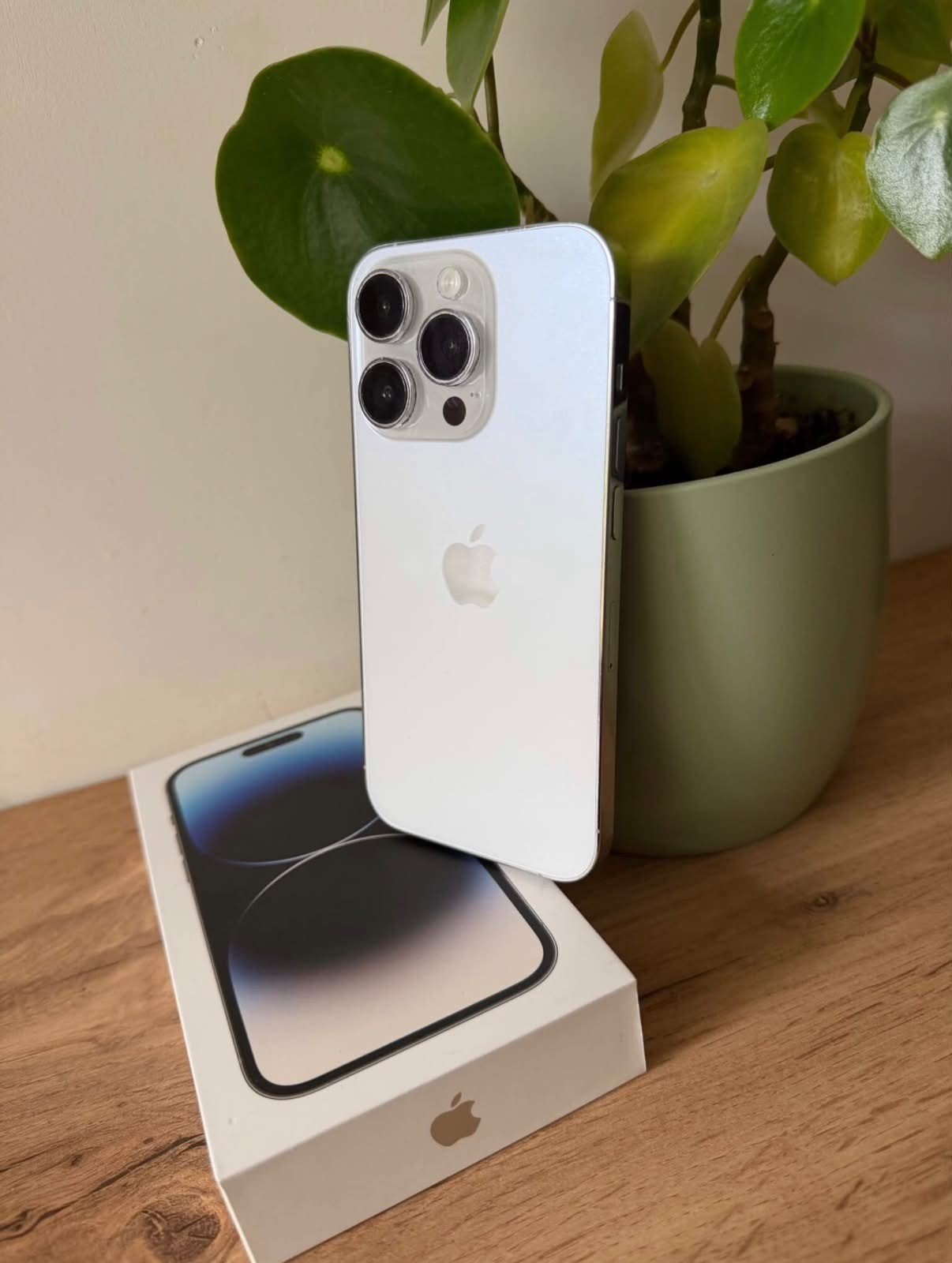 Apple iPhone 14 Pro Max 256GB Zilver - Zo goed als nieuw