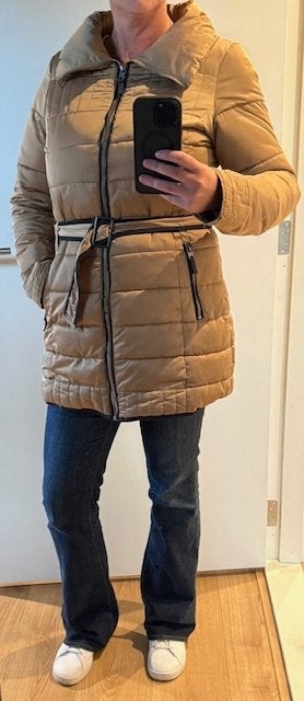 Winterjas maat 42 - goudkleurig, Kleding | Dames, Jassen | Winter, Ophalen of Verzenden, Zo goed als nieuw, Maat 42/44 (L), Goud