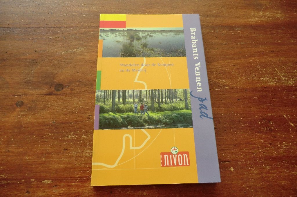 wandelgids - Brabants Vennenpad - nivon (2005) / Eindhoven, Fiets- of Wandelgids, Ophalen of Verzenden, Benelux, Gelezen