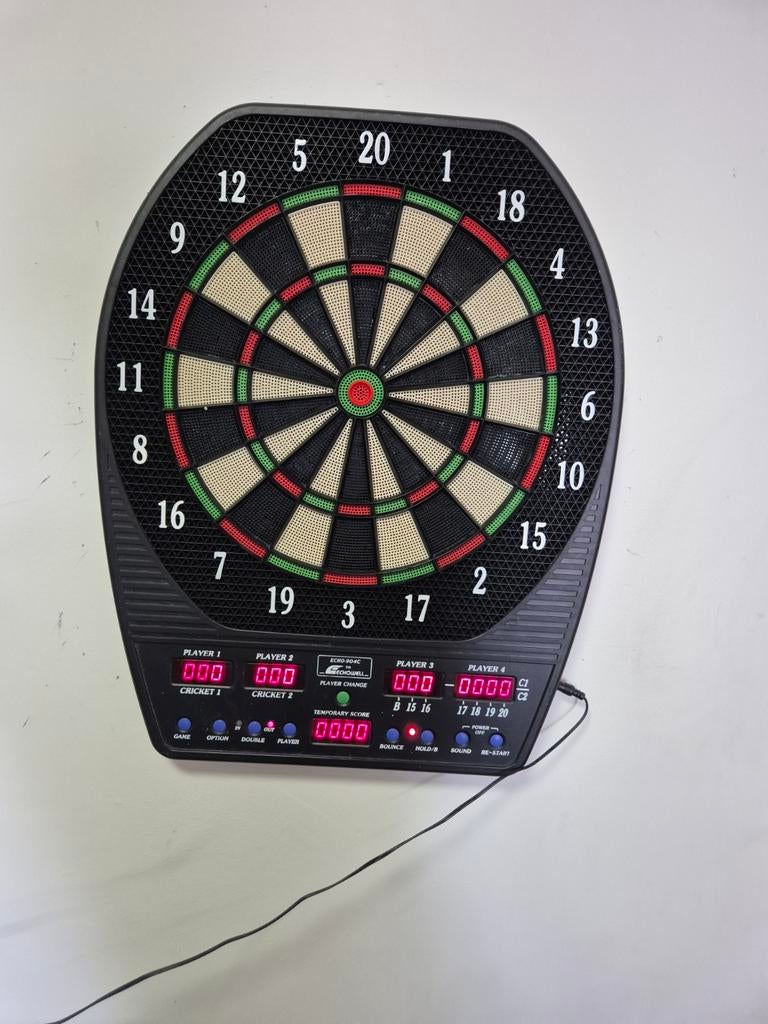 Elektronisch dartbord met scoreweergave, Ophalen of Verzenden, Gebruikt, Dartbord, Soft tip