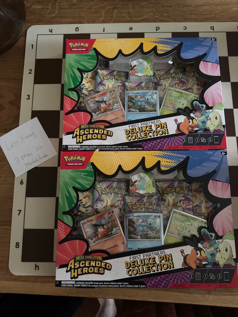 Pokémon First Partners Deluxe Pin Collection, Ophalen of Verzenden, Nieuw, Overige typen