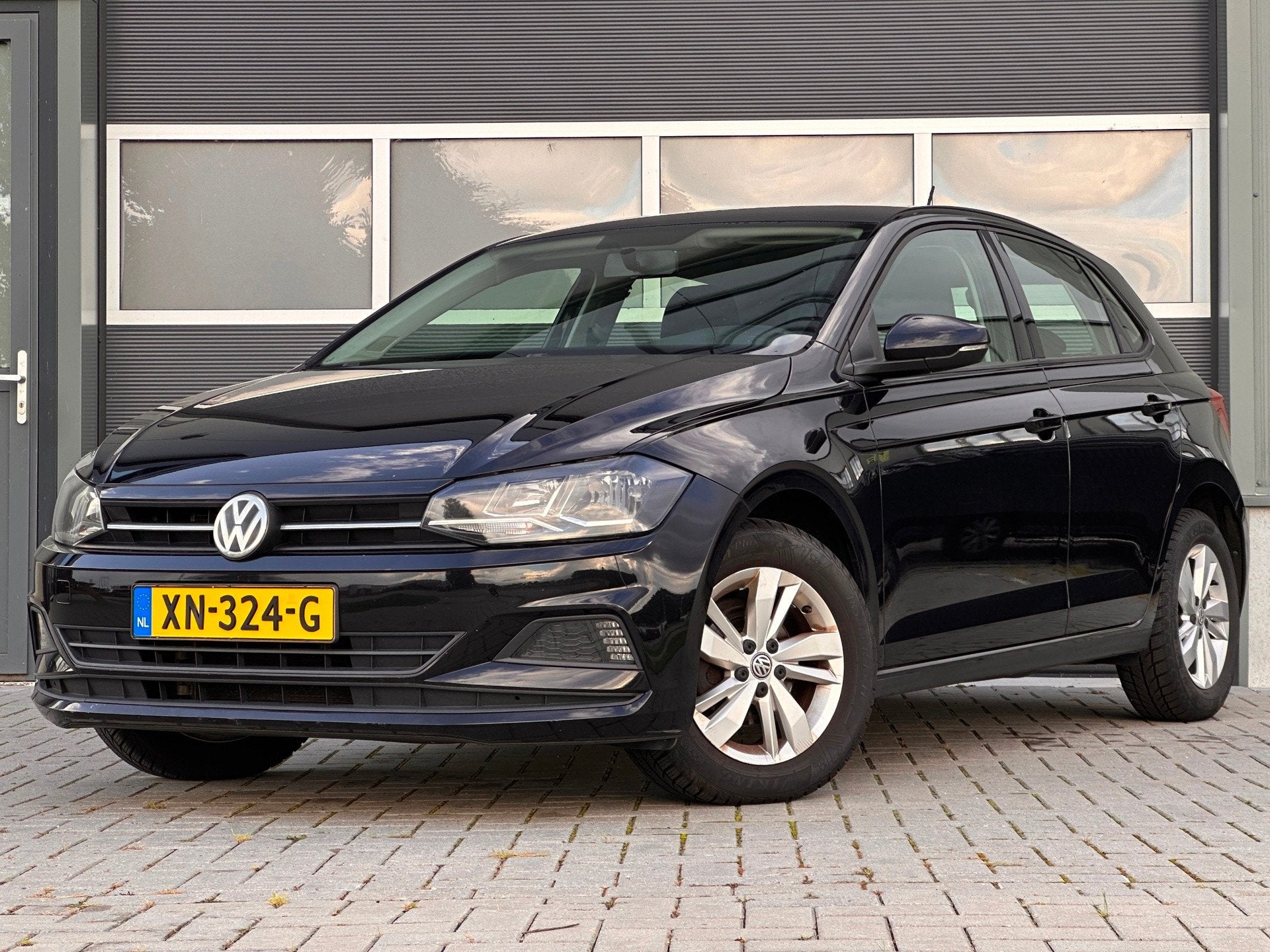 Volkswagen Polo 1.0 TSI Comfortline ACC Airco CarPlay, Auto's, Voorwielaandrijving, Stof, Bedrijf, Handgeschakeld