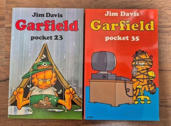 Garfield Pocketboekjes Nrs. 23 & 35 - Jim Davis, Meerdere stripboeken, Ophalen of Verzenden, Gelezen