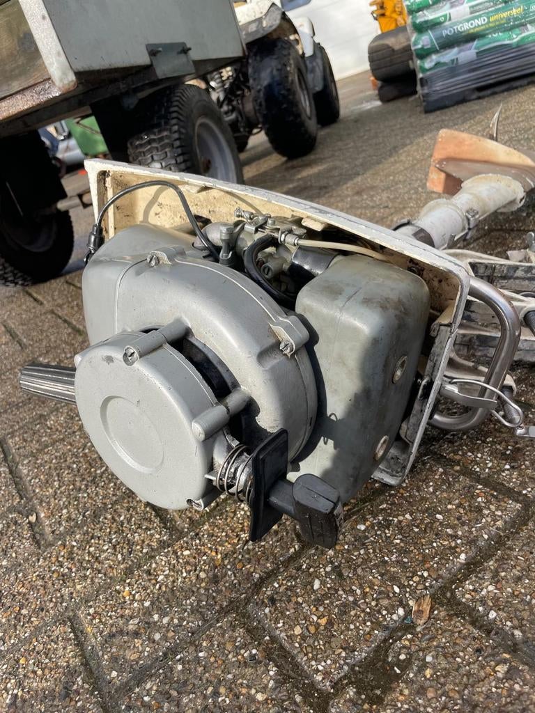 Tomos buitenboordmotor 4pk - Mooi, maar start niet, Motoren, Tuning en Styling, Ophalen of Verzenden