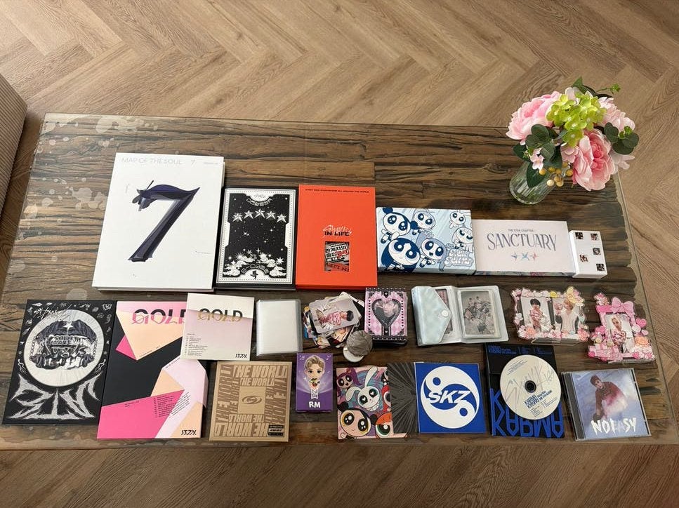 Grote collectie K-pop albums en merchandise, K-pop, Ophalen of Verzenden, Zo goed als nieuw, Inclusief boekje