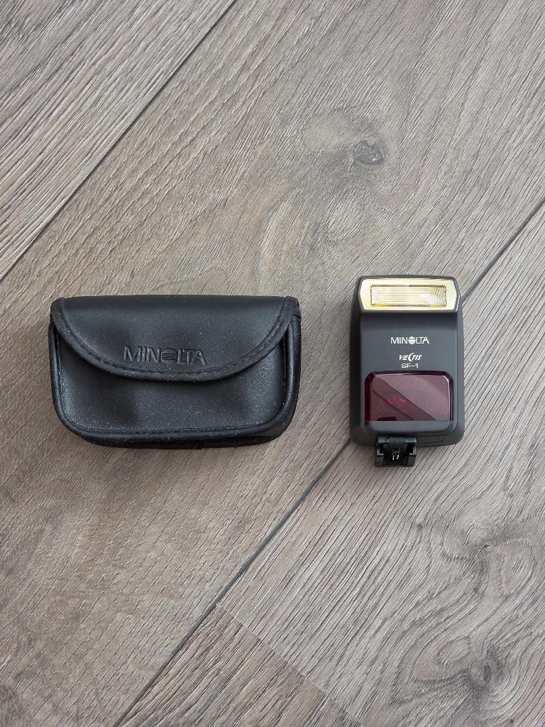 Minolta Veltis SF-1 flitser, Ophalen of Verzenden, Gebruikt, Overige merken